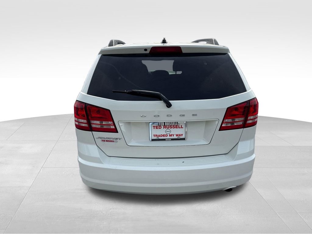 Used 2017 Dodge Journey SE w/ Flexible Seating Group image 4