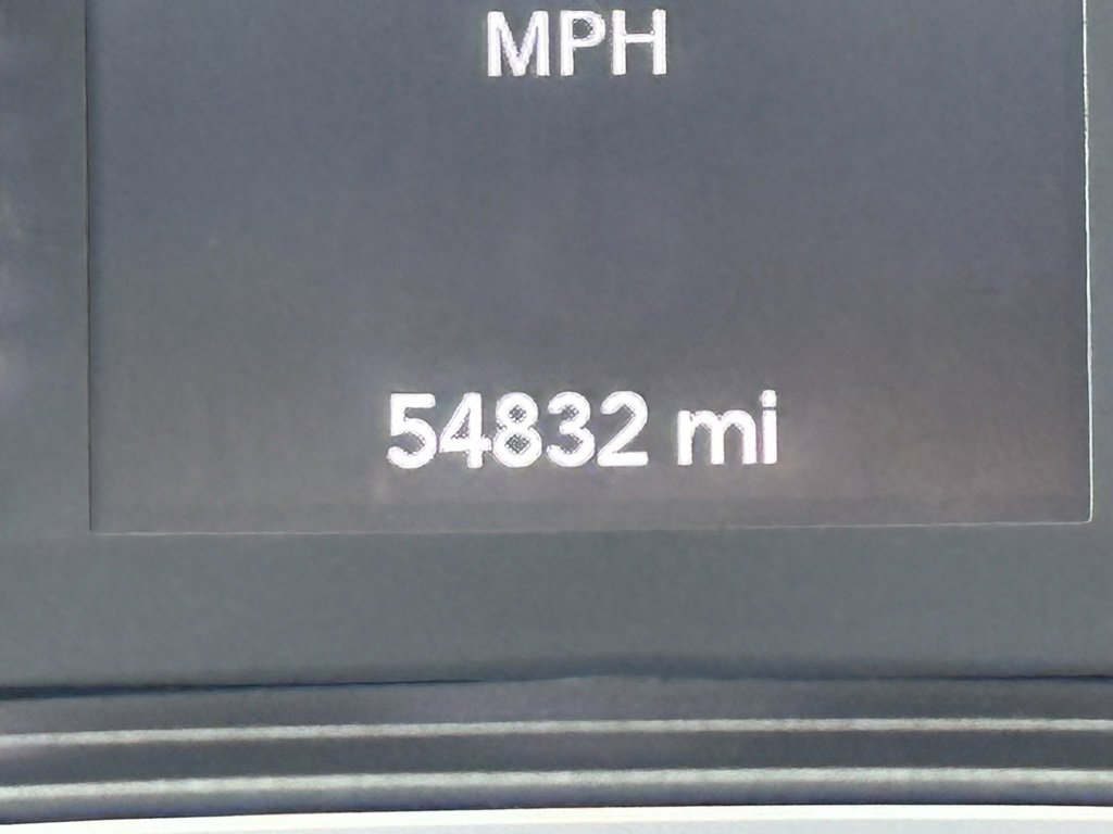 Used 2019 Jeep Cherokee Latitude Plus w/ Cold Weather Group image 26