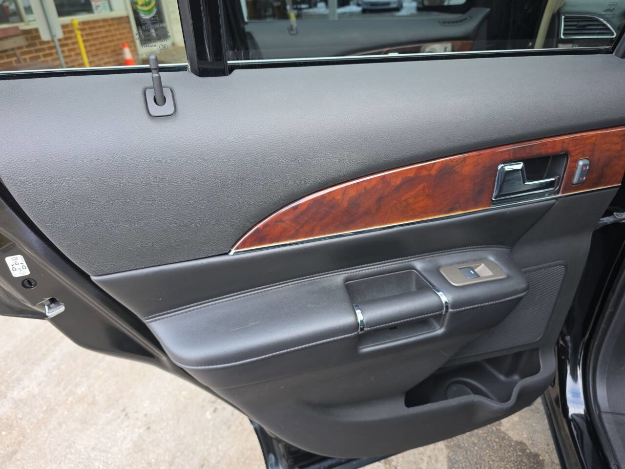 Used 2011 Lincoln MKX AWD w/ 102A Rapid Spec Order Code image 10