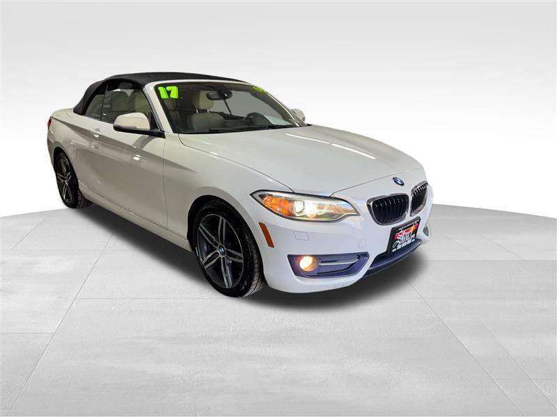 Used 2017 BMW 230i xDrive Convertible image 22