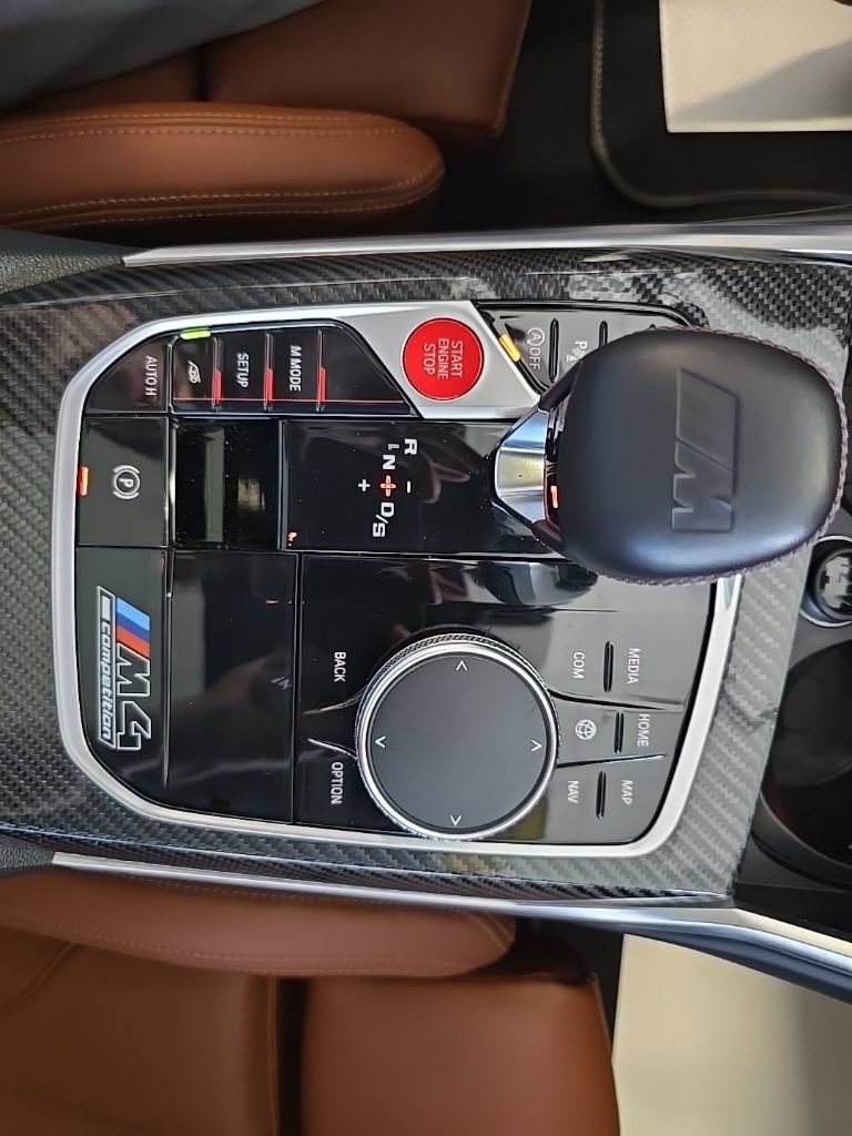 Used 2022 BMW M4 Competition w/ Executive Package RWD image 15