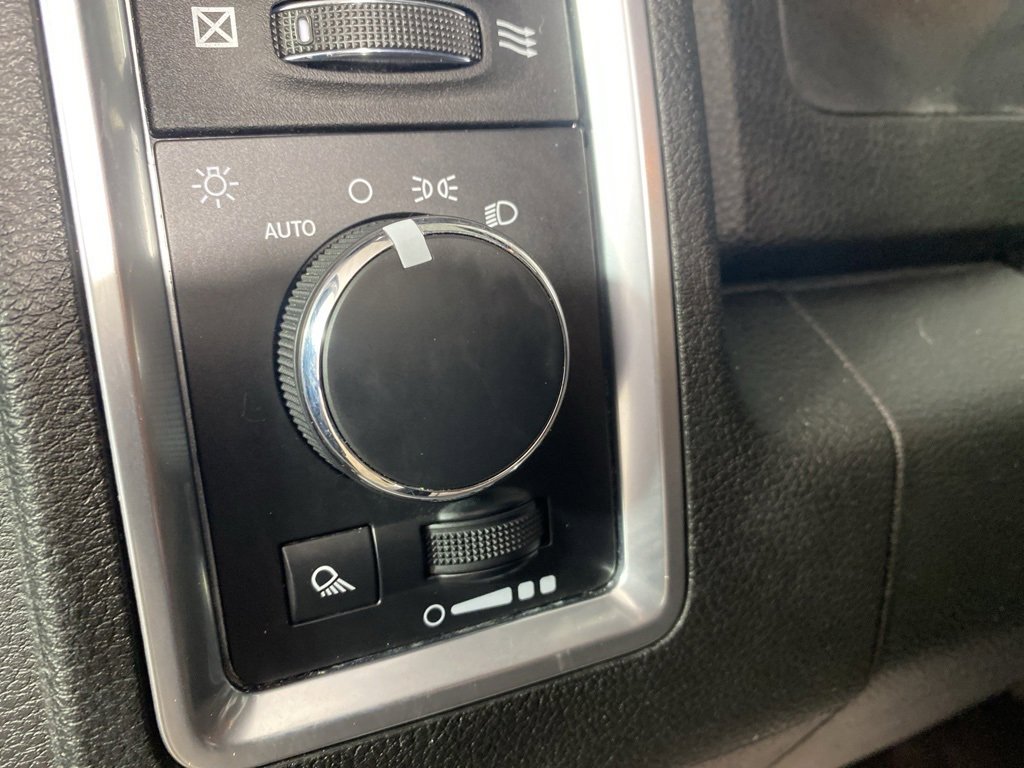 Used 2022 RAM 1500 Classic Warlock image 16