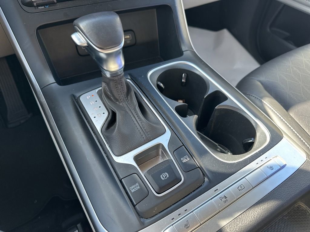 Used 2024 Kia Carnival LX image 26