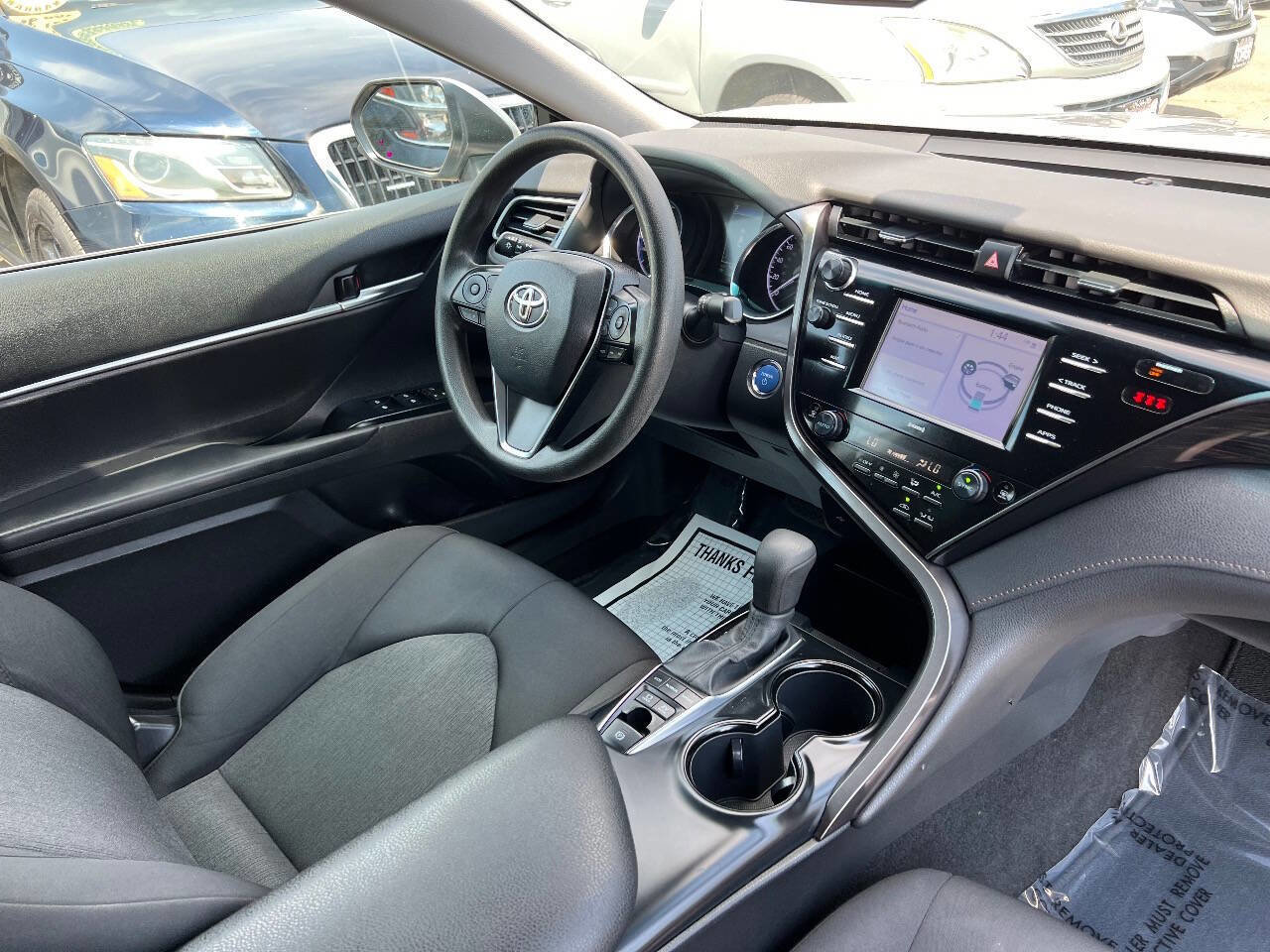 Used 2020 Toyota Camry LE image 25