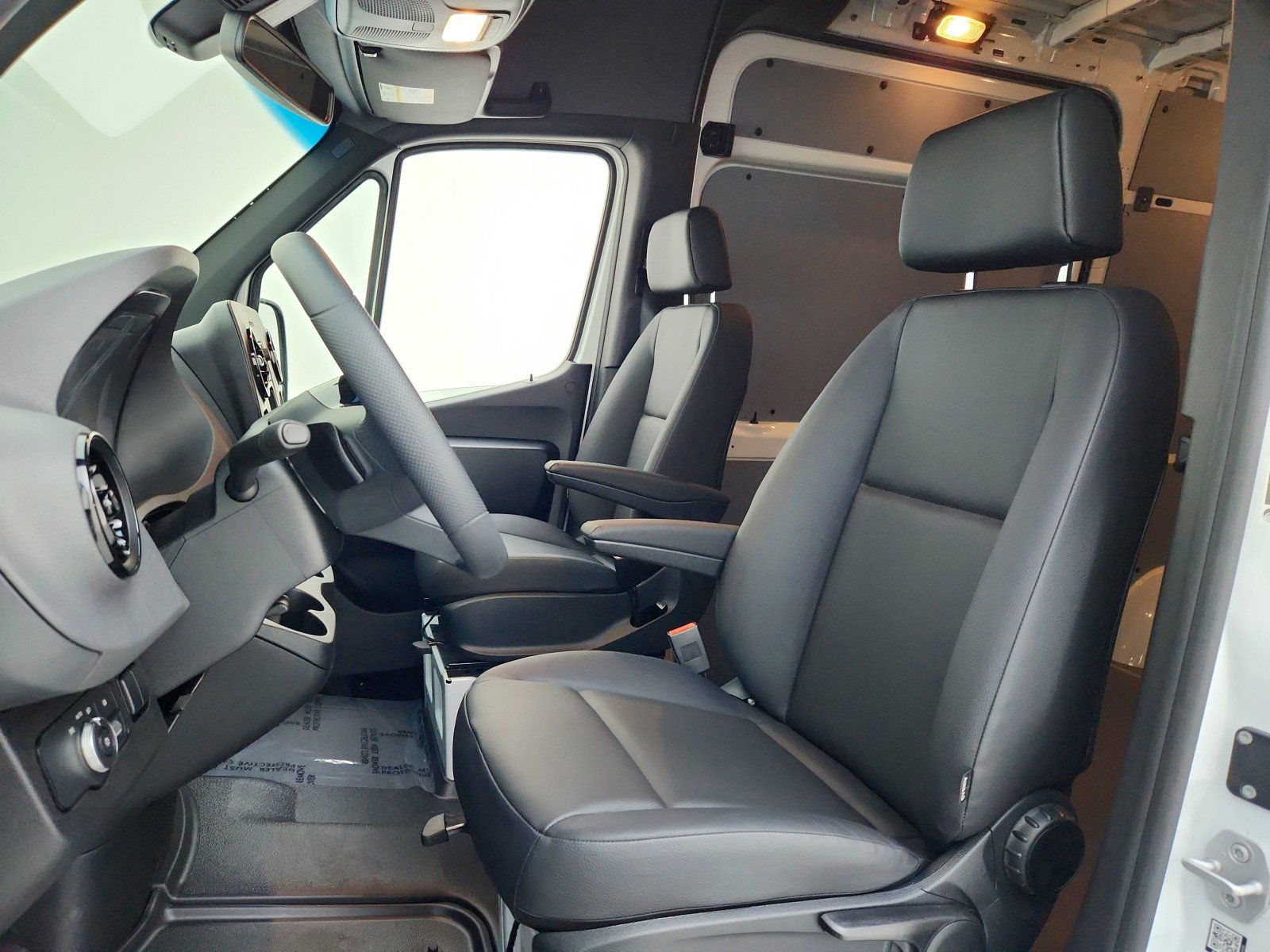 New 2026 Mercedes-Benz Sprinter 2500 image 17