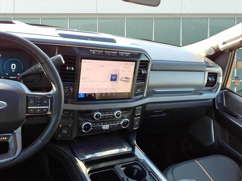 Used 2024 Ford F250 Platinum image 22