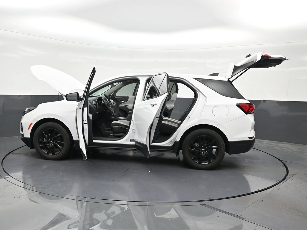 Used 2024 Chevrolet Equinox LS w/ Sport Edition FWD image 33