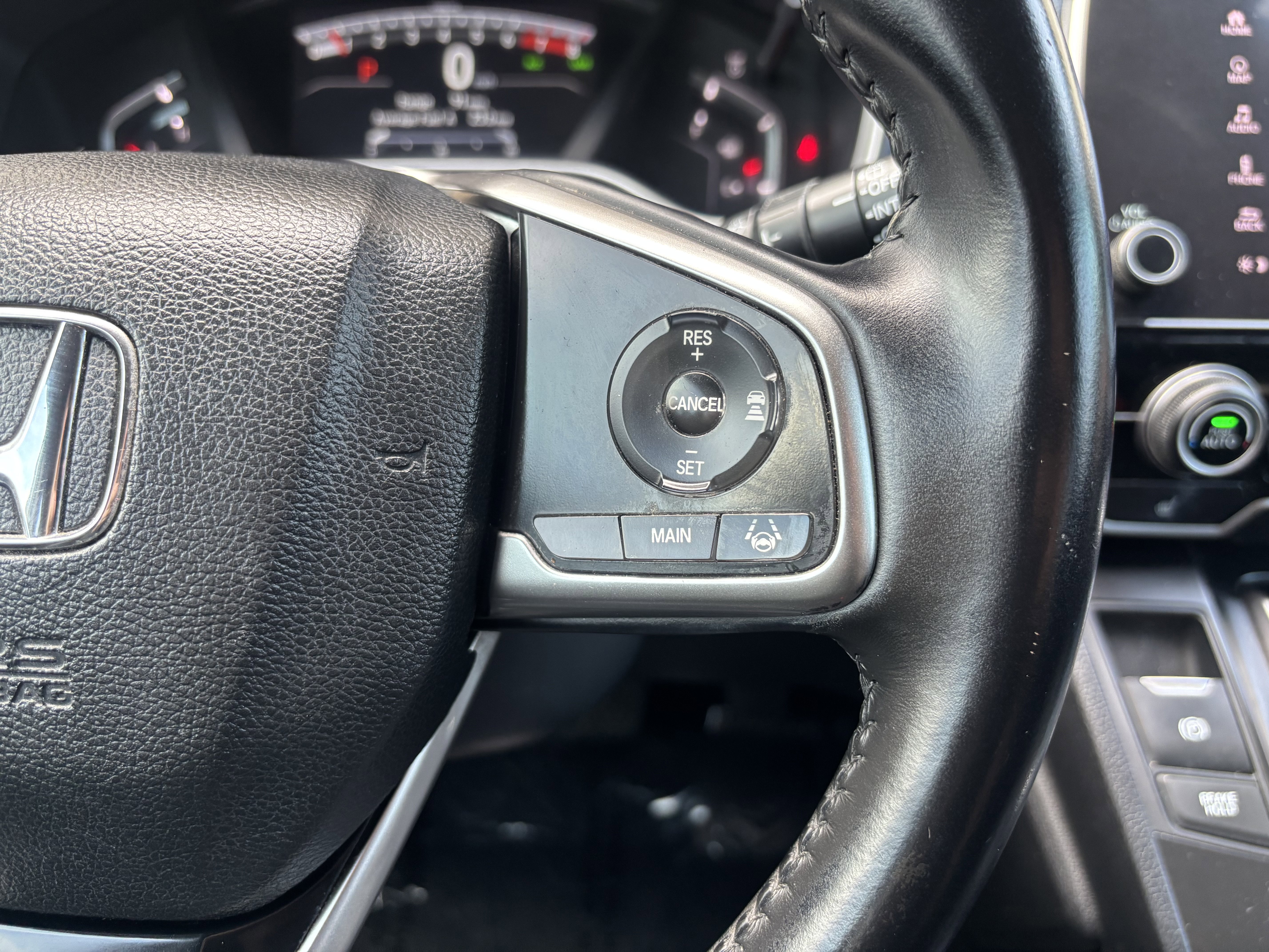 Used 2018 Honda CR-V Touring image 22