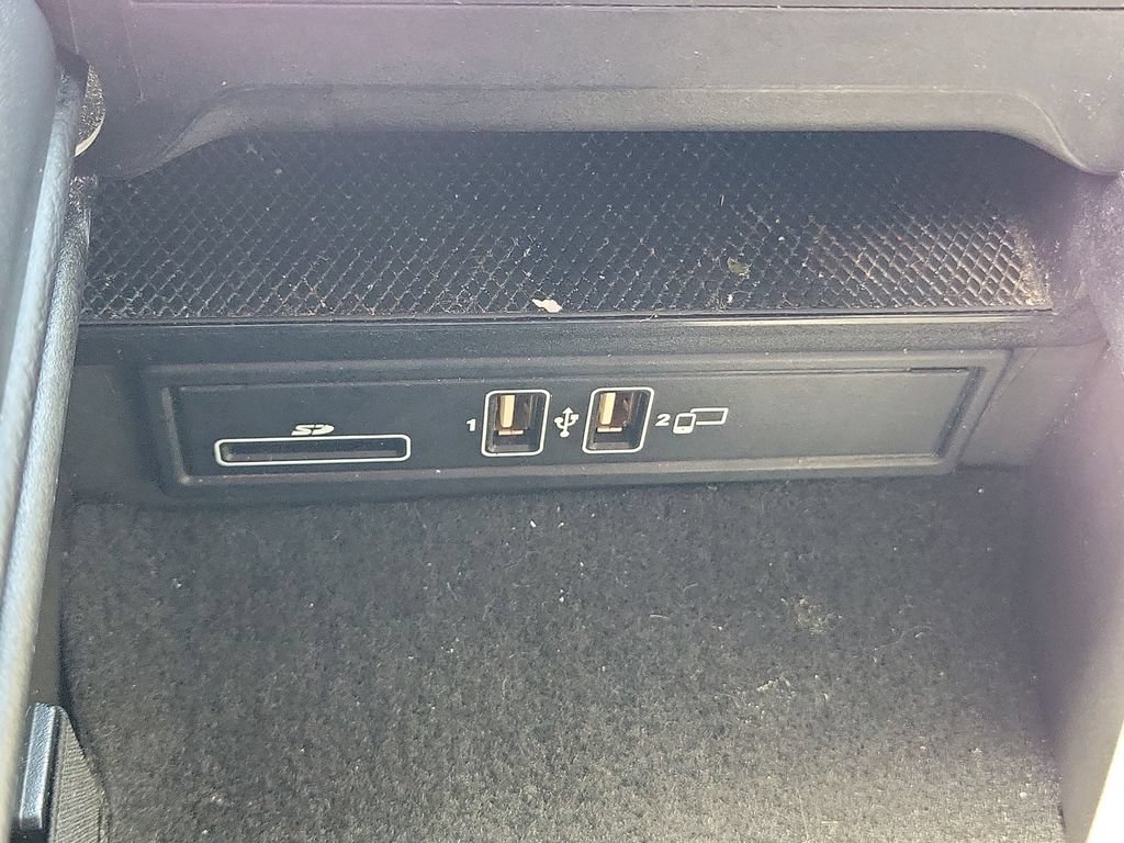 Used 2018 Mercedes-Benz C 300 Sedan image 29