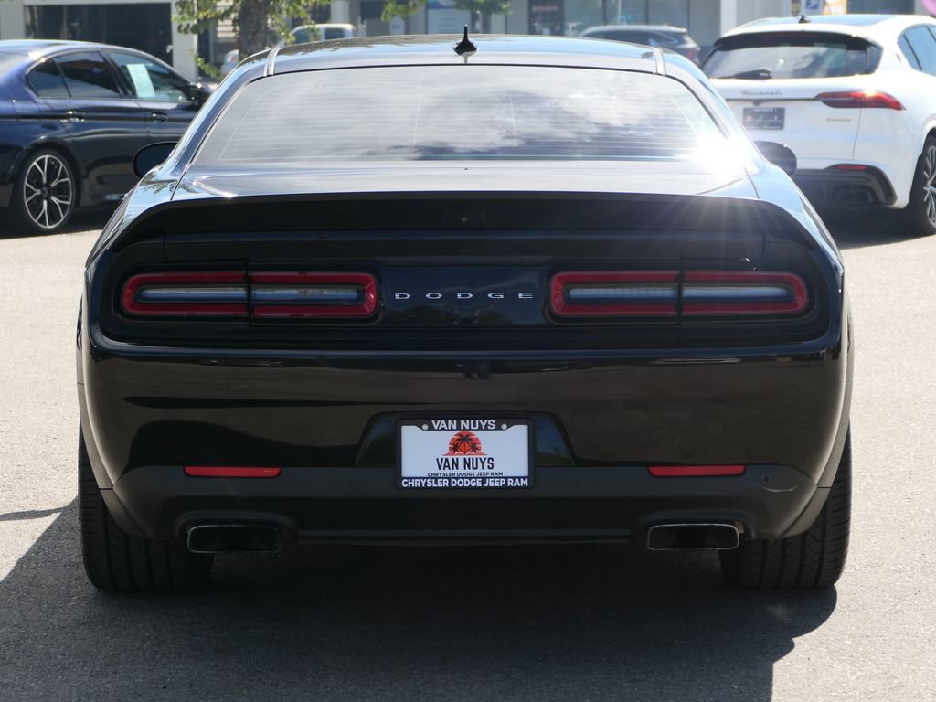 Used 2020 Dodge Challenger R/T Scat Pack RWD image 5