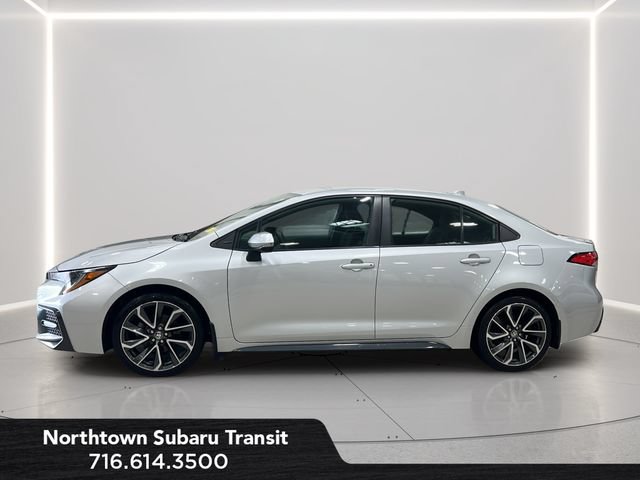 Used 2020 Toyota Corolla SE FWD image 2