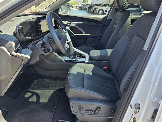 Certified 2025 Audi Q5 Premium w/ Convenience Package AWD/4WD image 2