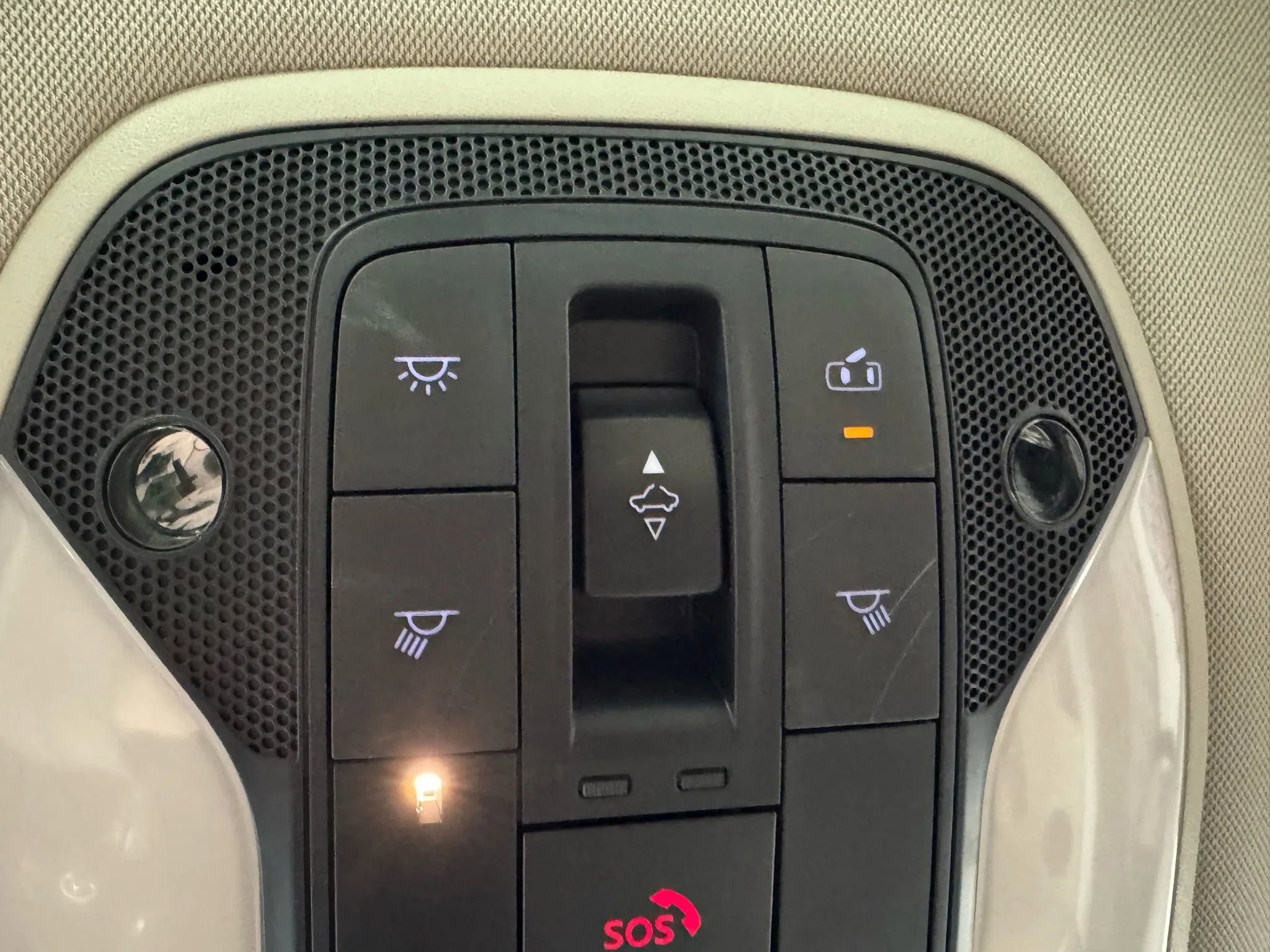 Used 2021 INFINITI QX50 Luxe w/ Cargo Package image 23