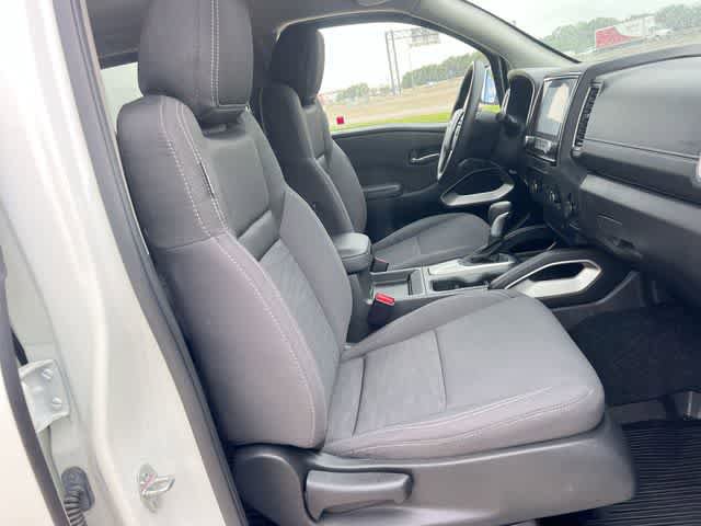 Used 2024 Nissan Frontier SV RWD image 12