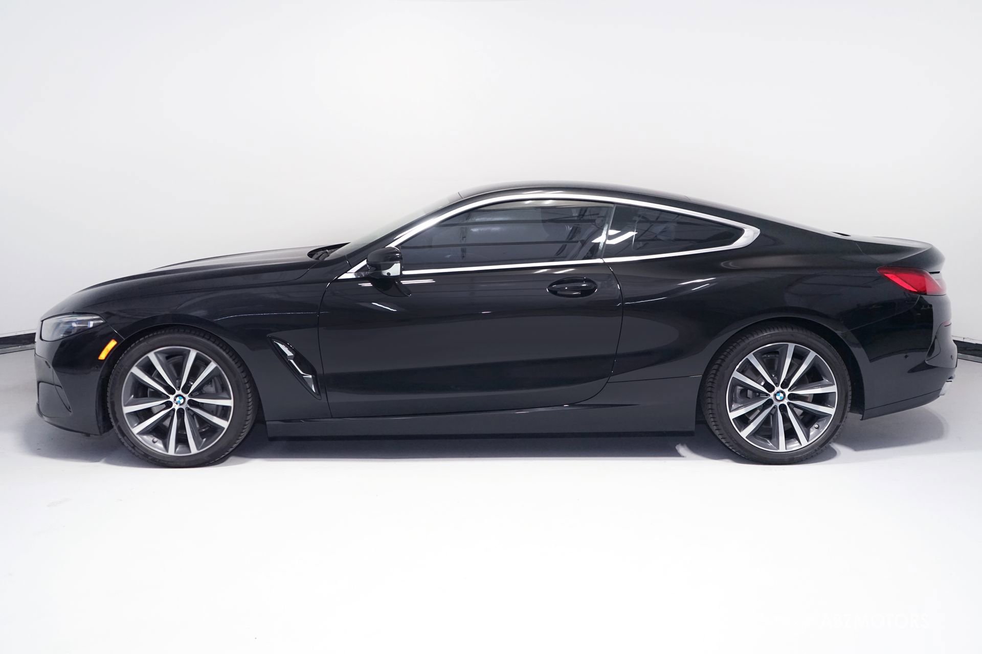 Used 2020 BMW 840i Coupe w/ Driving Assistance Package image 5
