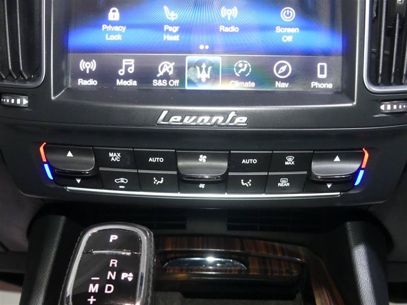 Used 2019 Maserati Levante AWD/4WD image 35