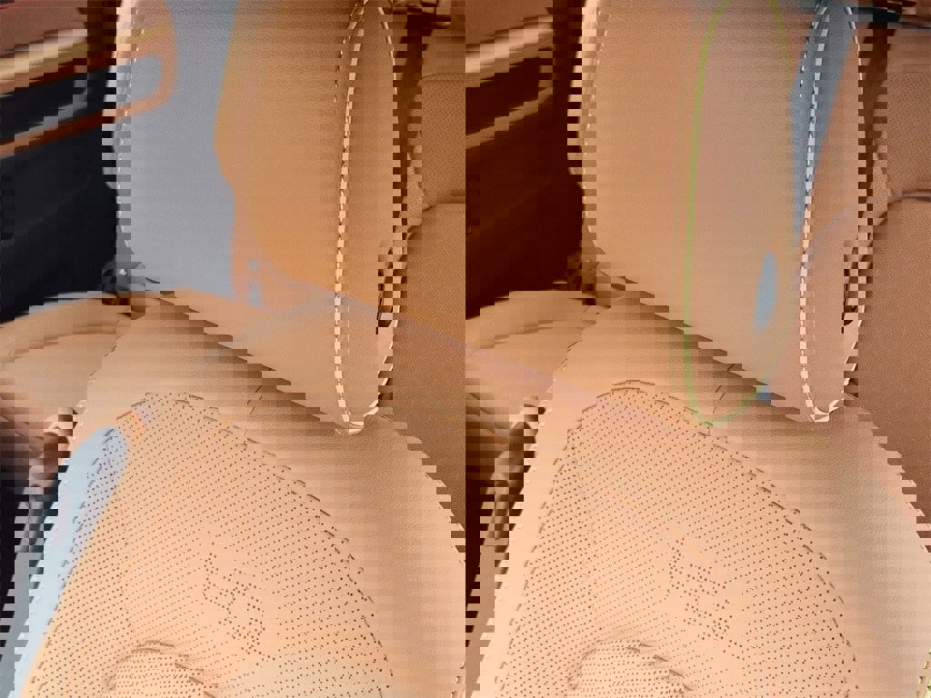 New 2025 Volkswagen ID. Buzz Pro S image 14