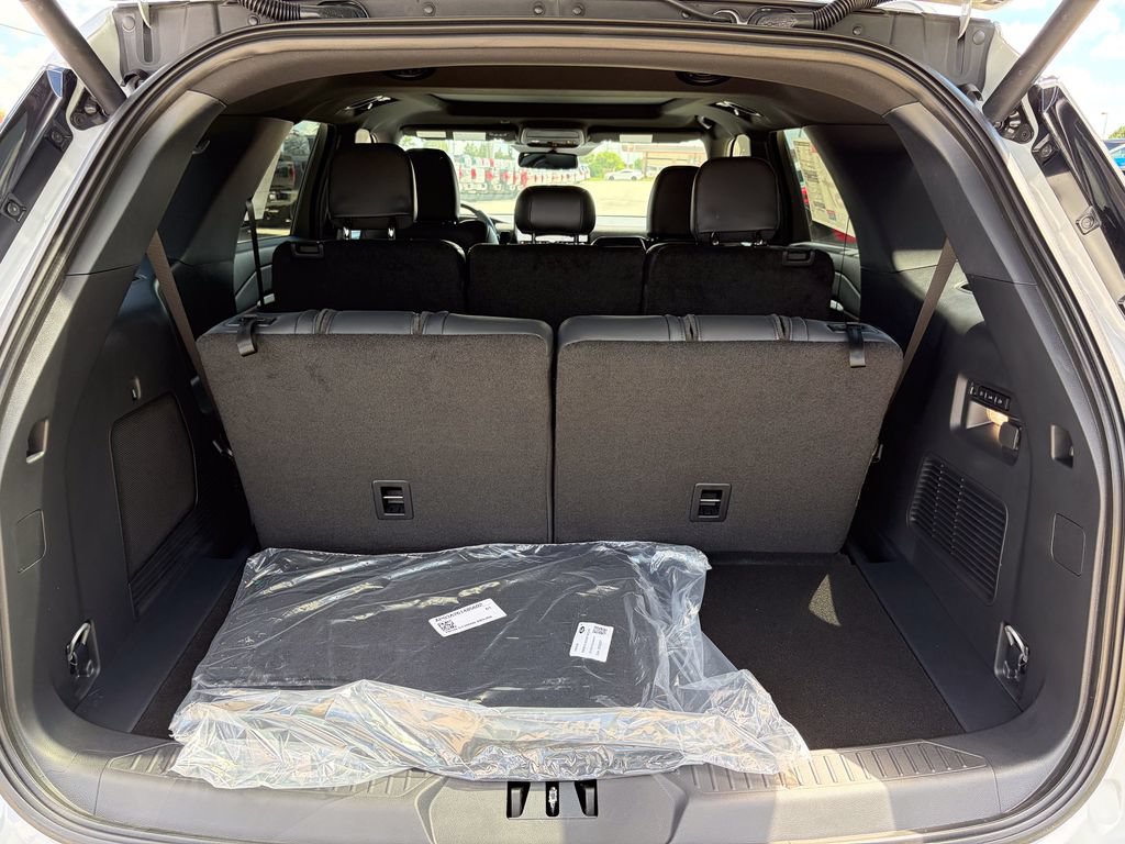 New 2026 Ford Explorer ST w/ Sun And Sound Package AWD/4WD image 16