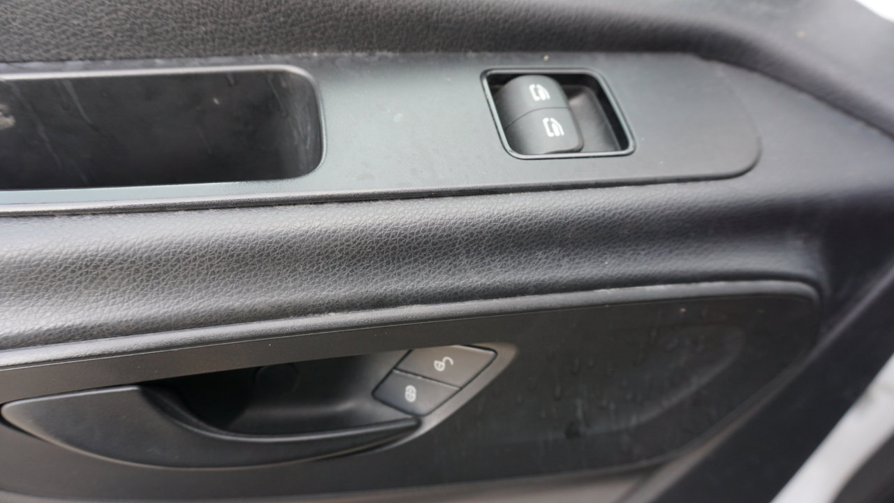 Used 2019 Freightliner Sprinter 170 image 23