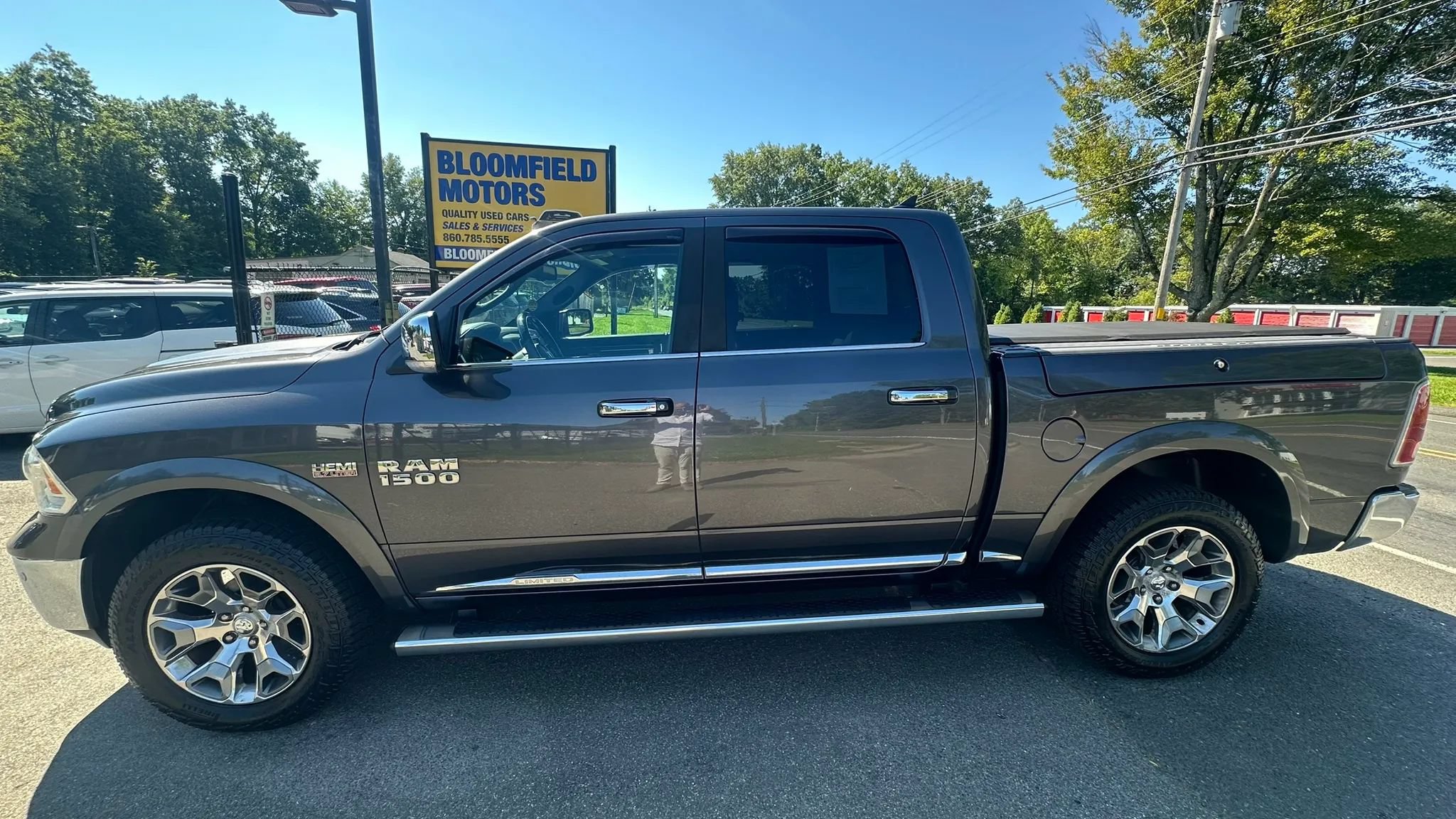 Used 2017 RAM 1500 Limited AWD/4WD image 9