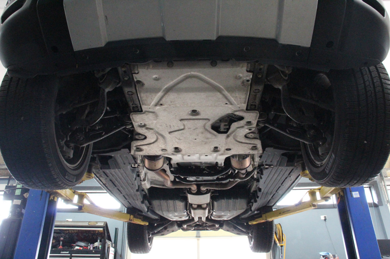 Used 2015 Land Rover Range Rover Sport HSE image 93