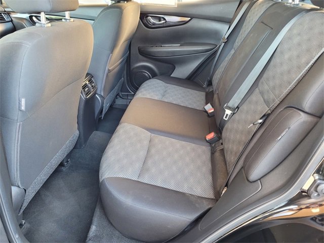 Used 2022 Nissan Rogue Sport SV image 18