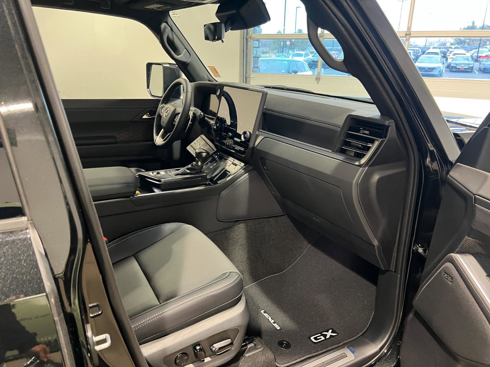 Used 2026 Lexus GX 550 w/ Cold Area Package image 45