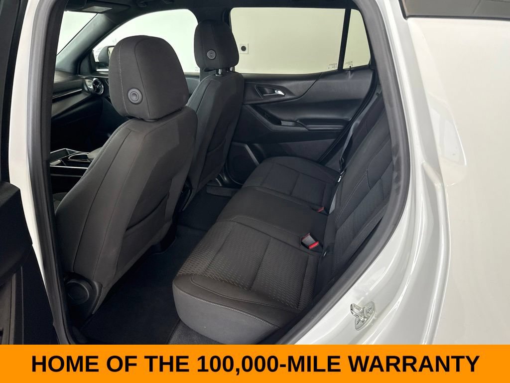 Used 2025 Chevrolet Equinox LT AWD/4WD image 13
