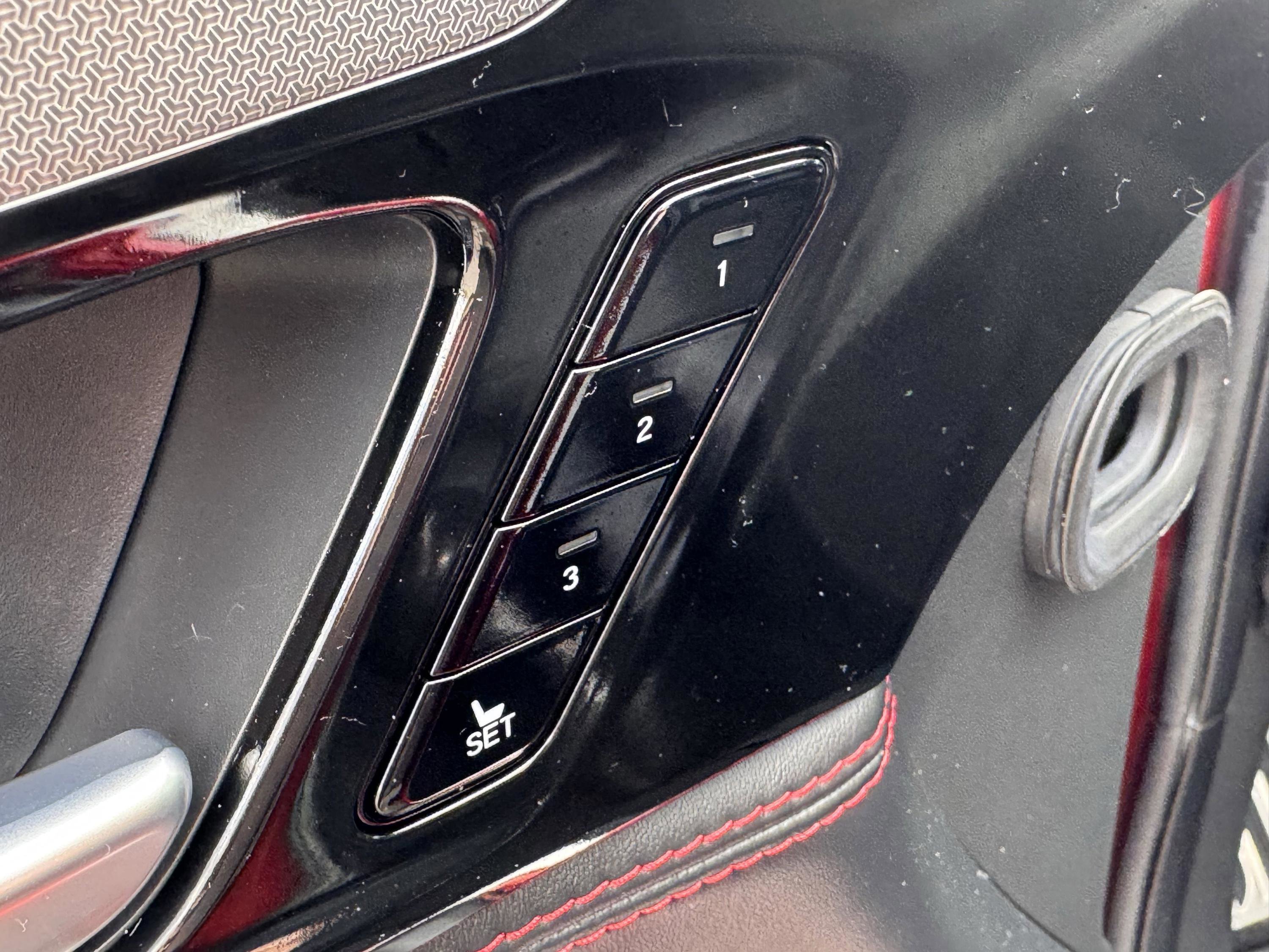 Used 2023 Acura MDX A-Spec image 27