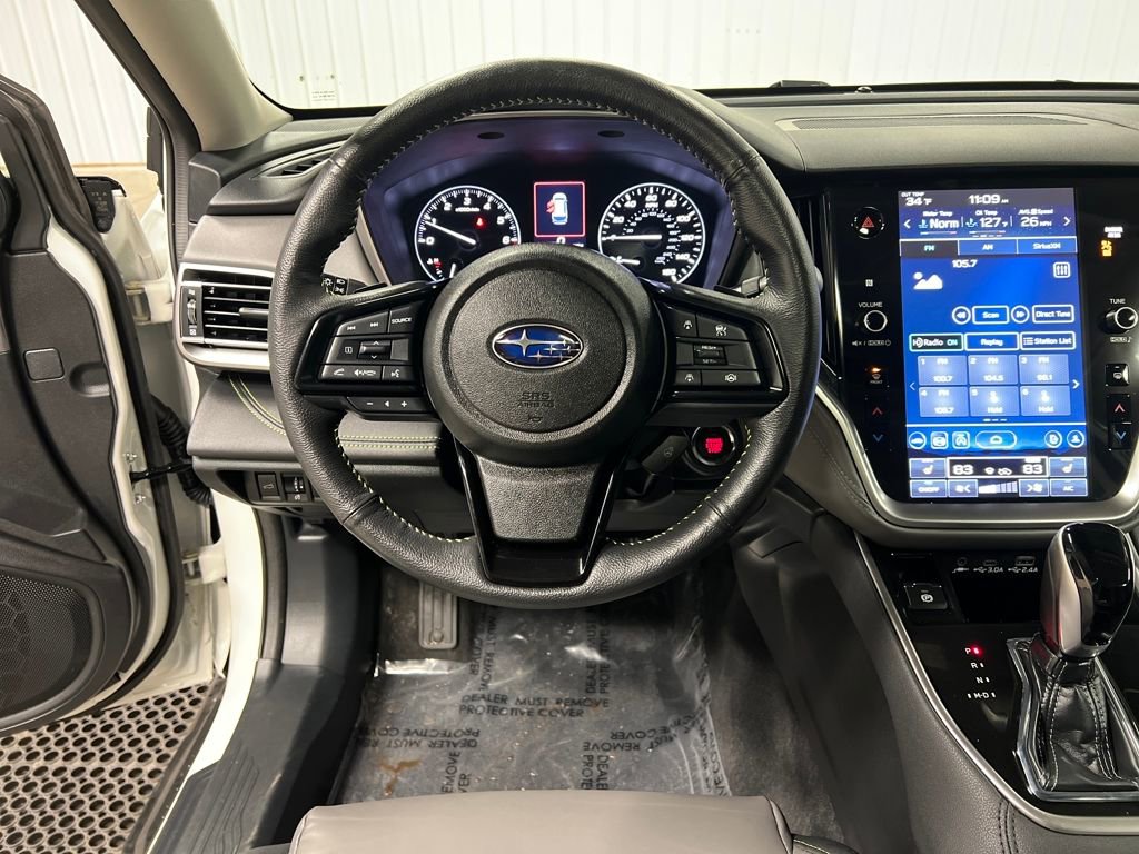 Used 2025 Subaru Outback Onyx Edition image 17