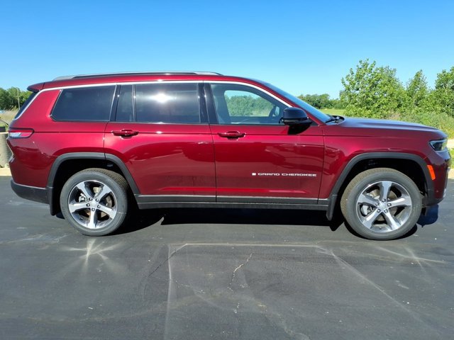 New 2026 Jeep Grand Cherokee L Limited w/ Luxury Tech Group II AWD/4WD image 19