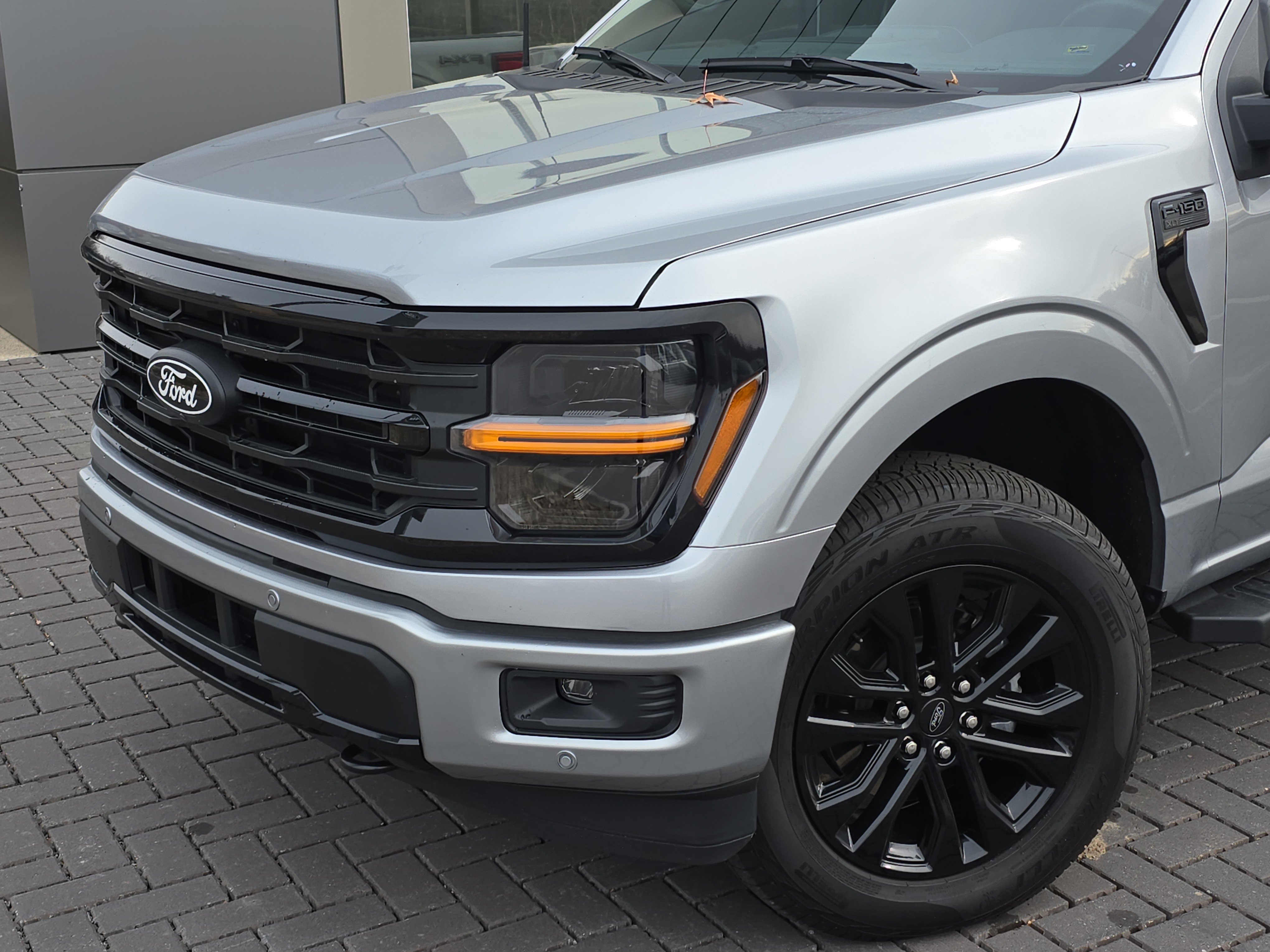 Used 2025 Ford F150 XLT w/ Equipment Group 302A MID image 10