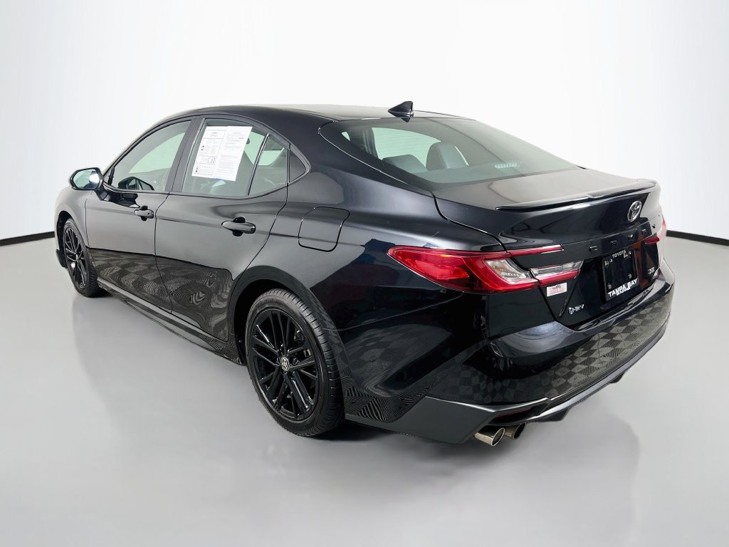 Used 2025 Toyota Camry SE FWD image 5