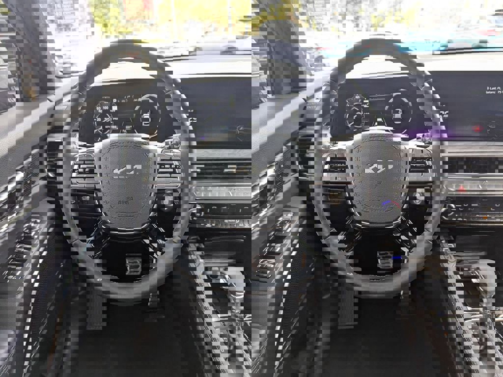 Certified 2025 Kia Telluride SX Prestige X-Pro image 12