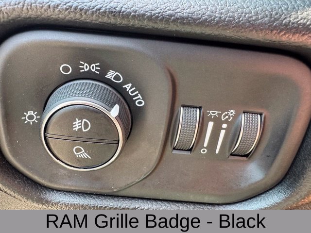 Certified 2025 RAM 1500 Big Horn AWD/4WD image 40