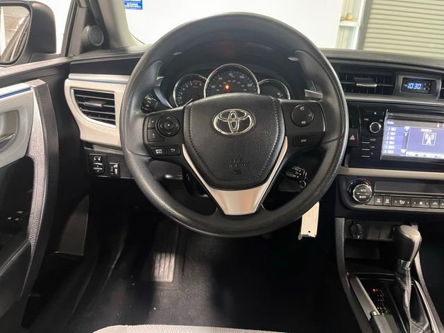 Used 2015 Toyota Corolla LE image 21
