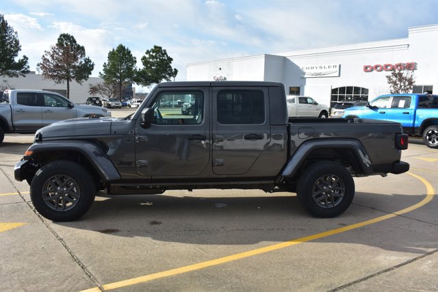 New 2026 Jeep Gladiator Sport image 8
