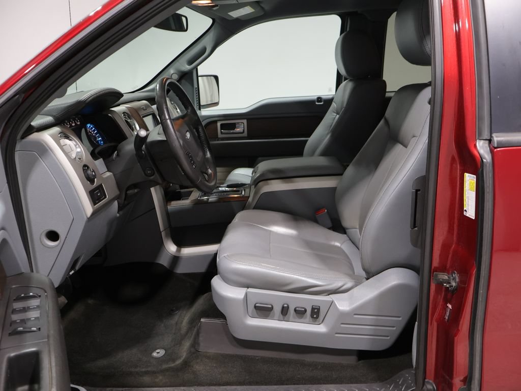 Used 2014 Ford F150 Lariat w/ Lariat Chrome Package AWD/4WD image 9