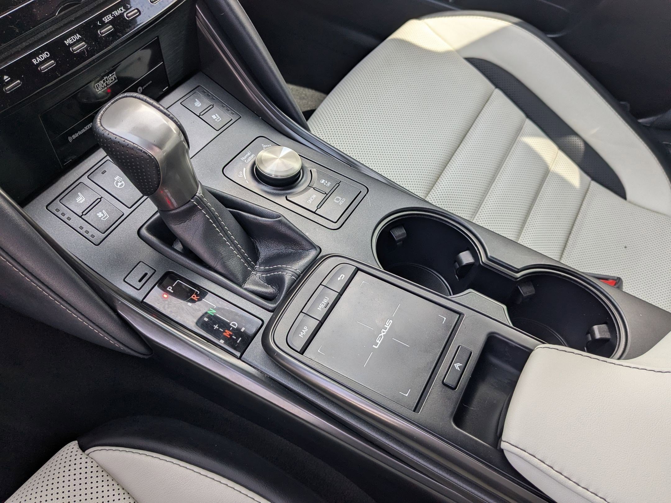 Used 2023 Lexus IS 500 w/ Accessory Package image 27