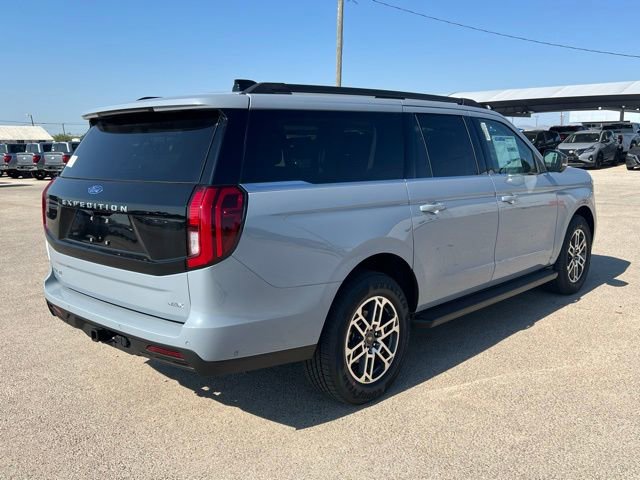 New 2025 Ford Expedition Max Active image 8