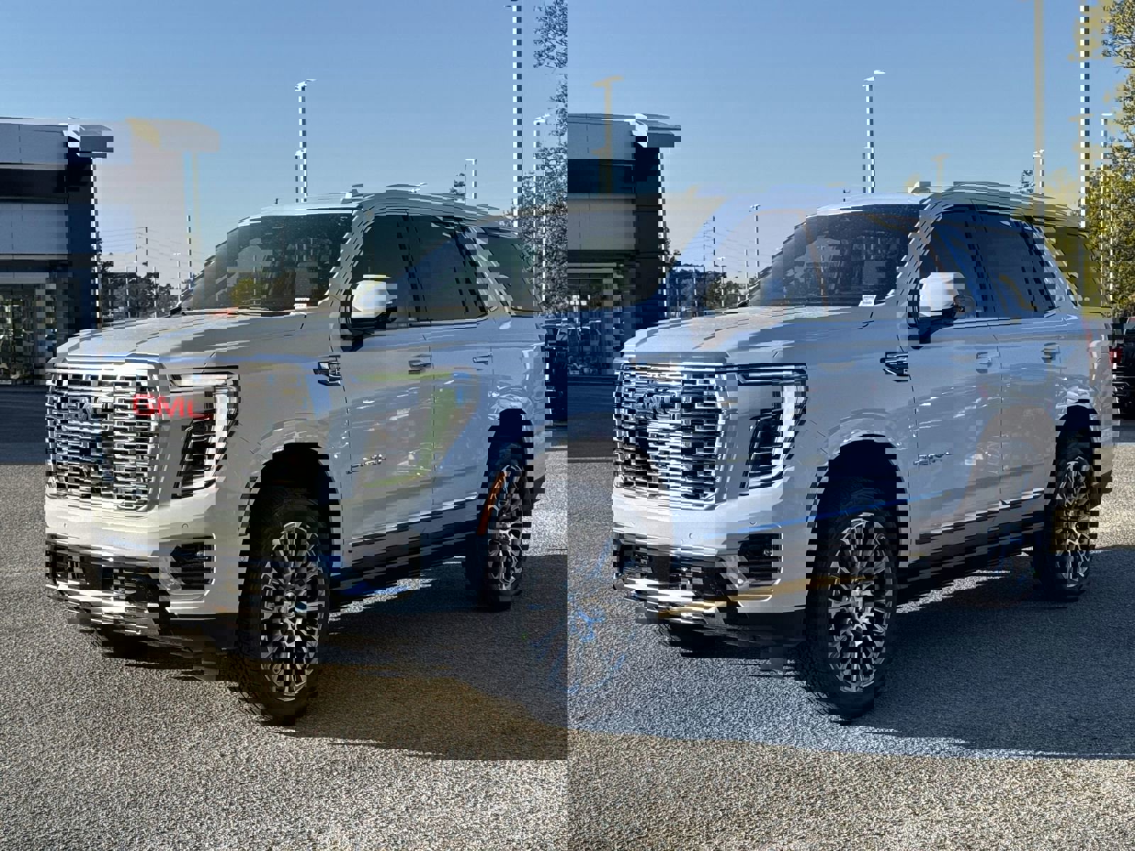 New 2026 GMC Yukon Denali w/ Denali Reserve Package image 5