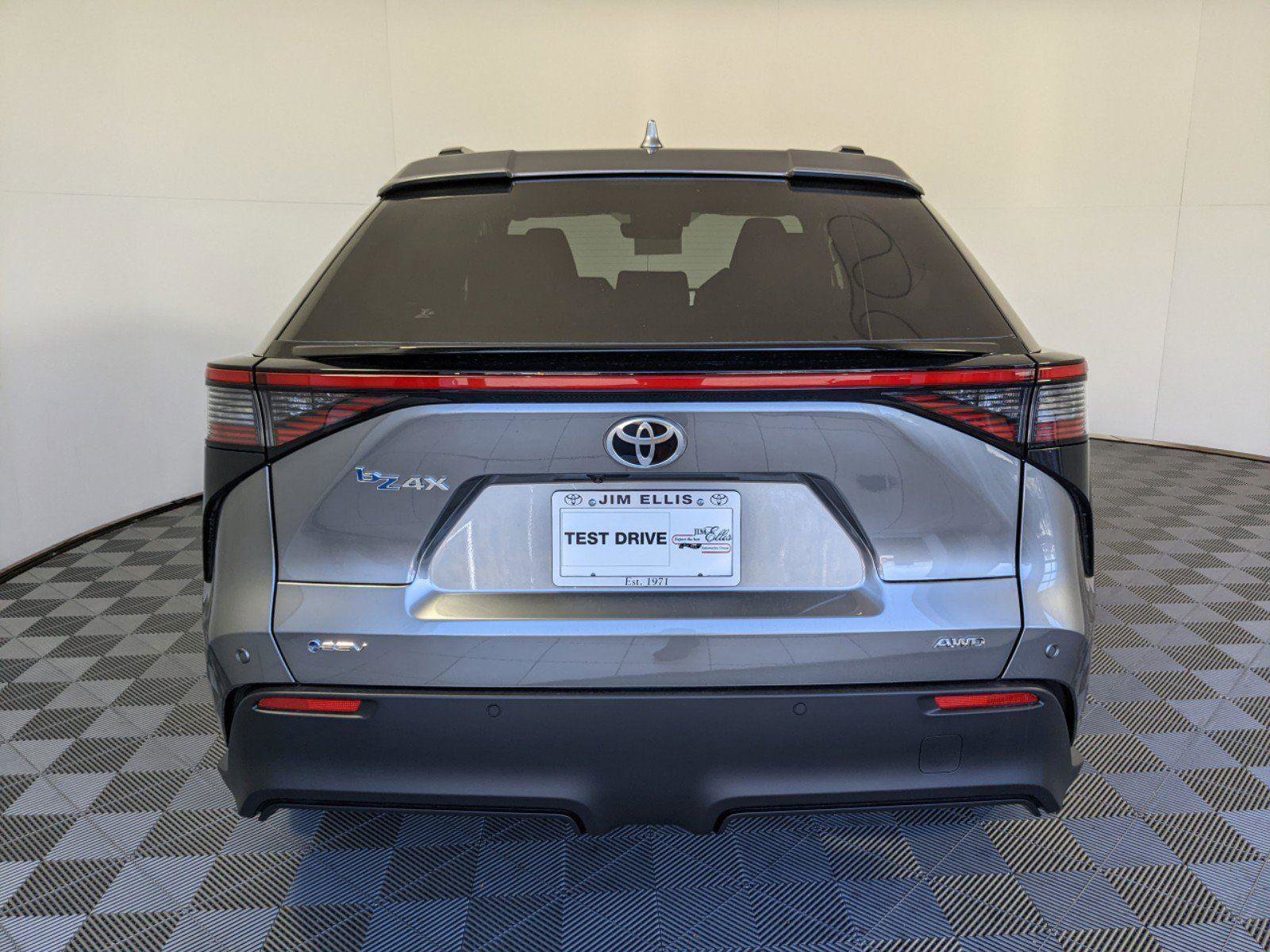 New 2025 Toyota bZ4X AWD image 23