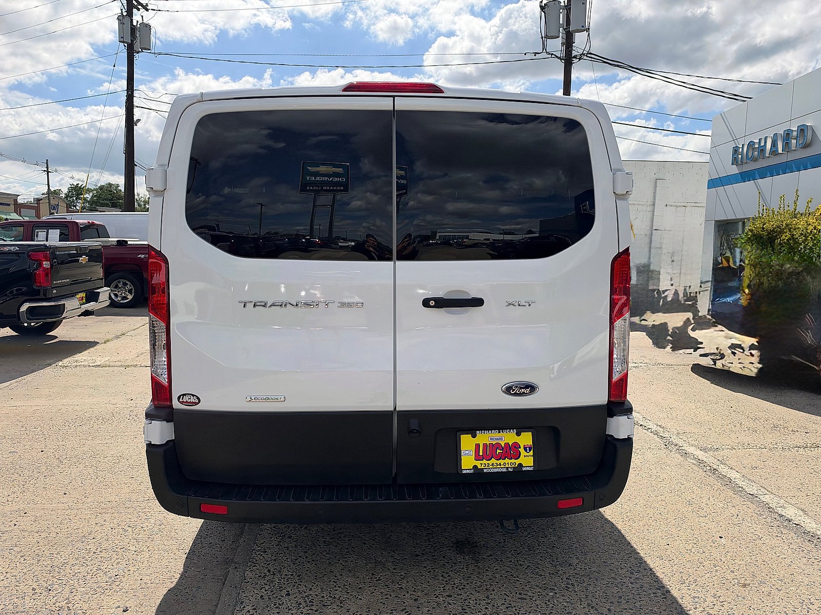Used 2025 Ford Transit 350 XLT RWD image 6
