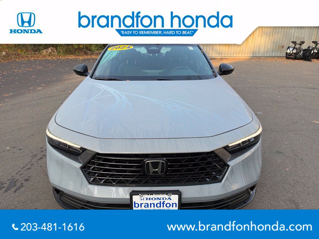 Used 2024 Honda Accord Sport image 2