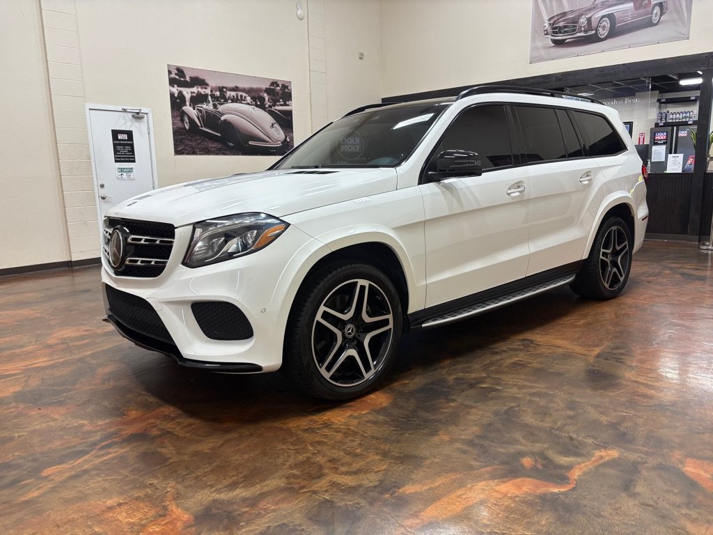 Used 2017 Mercedes-Benz GLS 550 4MATIC image 6