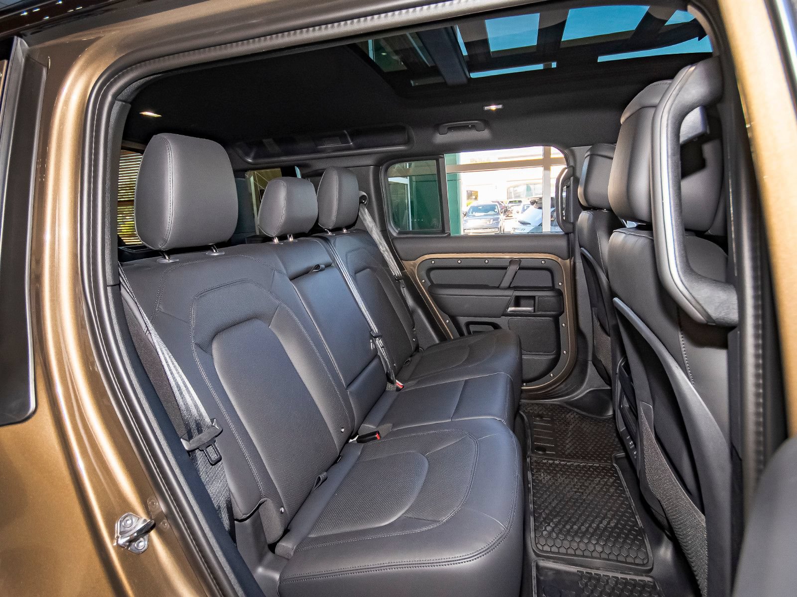 New 2026 Land Rover Defender 110 X-Dynamic SE AWD/4WD image 53