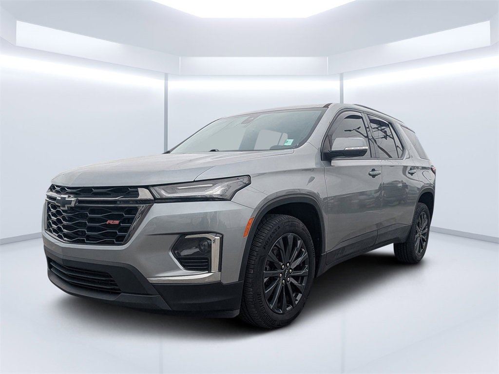 Used 2023 Chevrolet Traverse RS image 7