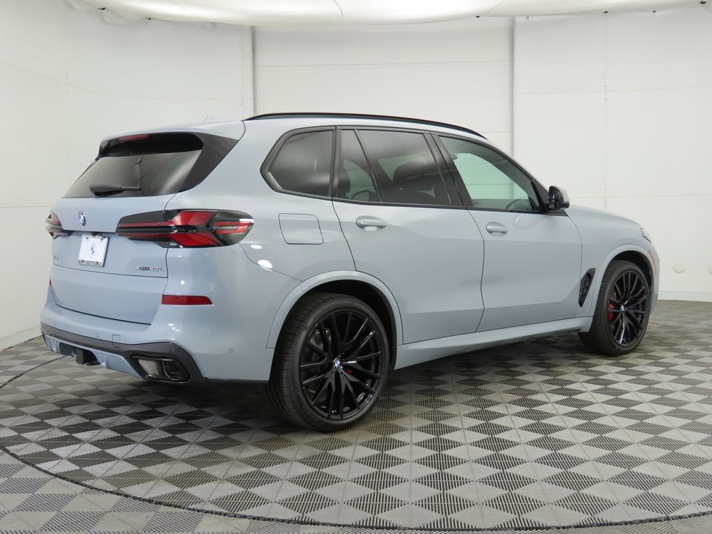 New 2026 BMW X5 xDrive40i w/ M Sport Package image 5