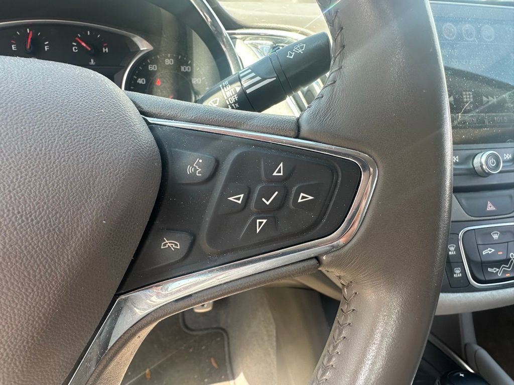 Used 2017 Chevrolet Malibu LT w/ Driver Confidence Package image 28