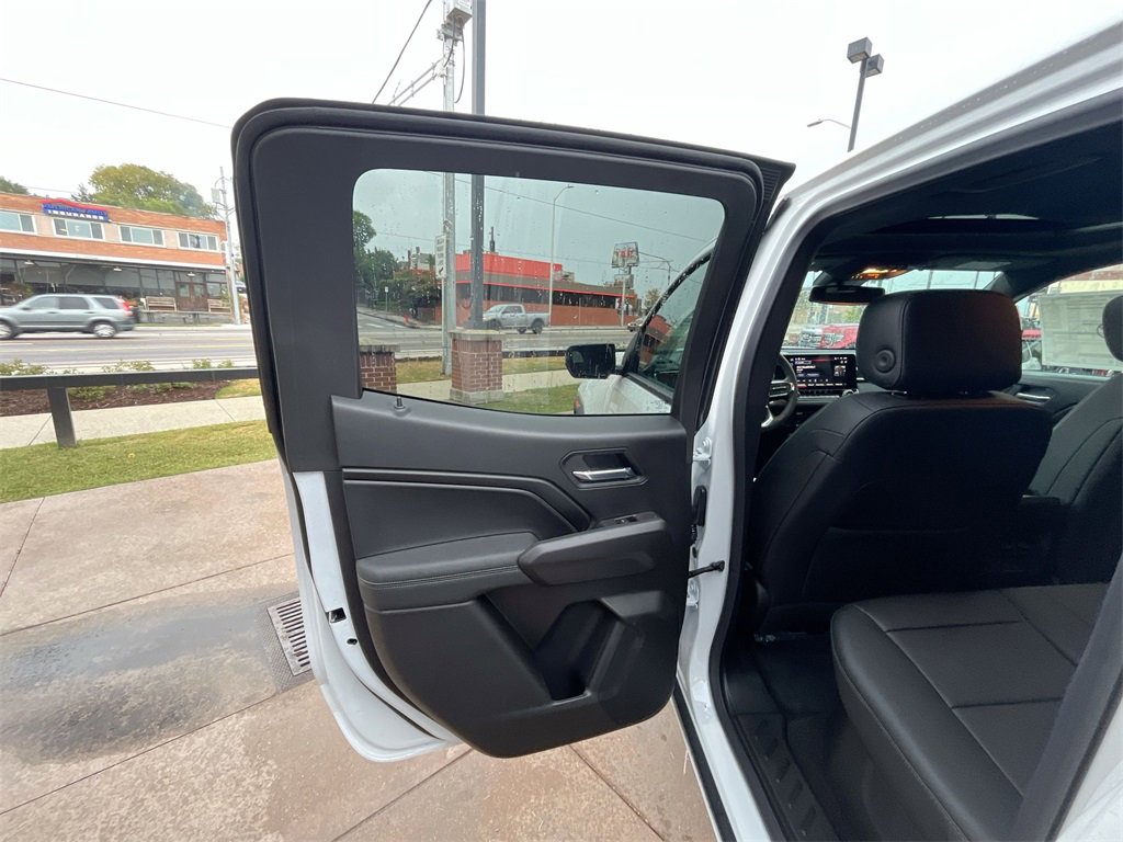 New 2026 GMC Canyon Elevation w/ Convenience Package image 34